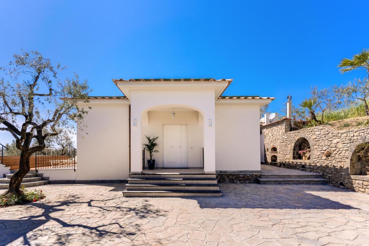 Villa Rusinella Minimalist Retreat With Sea Views Massa Lubrense Exterior photo