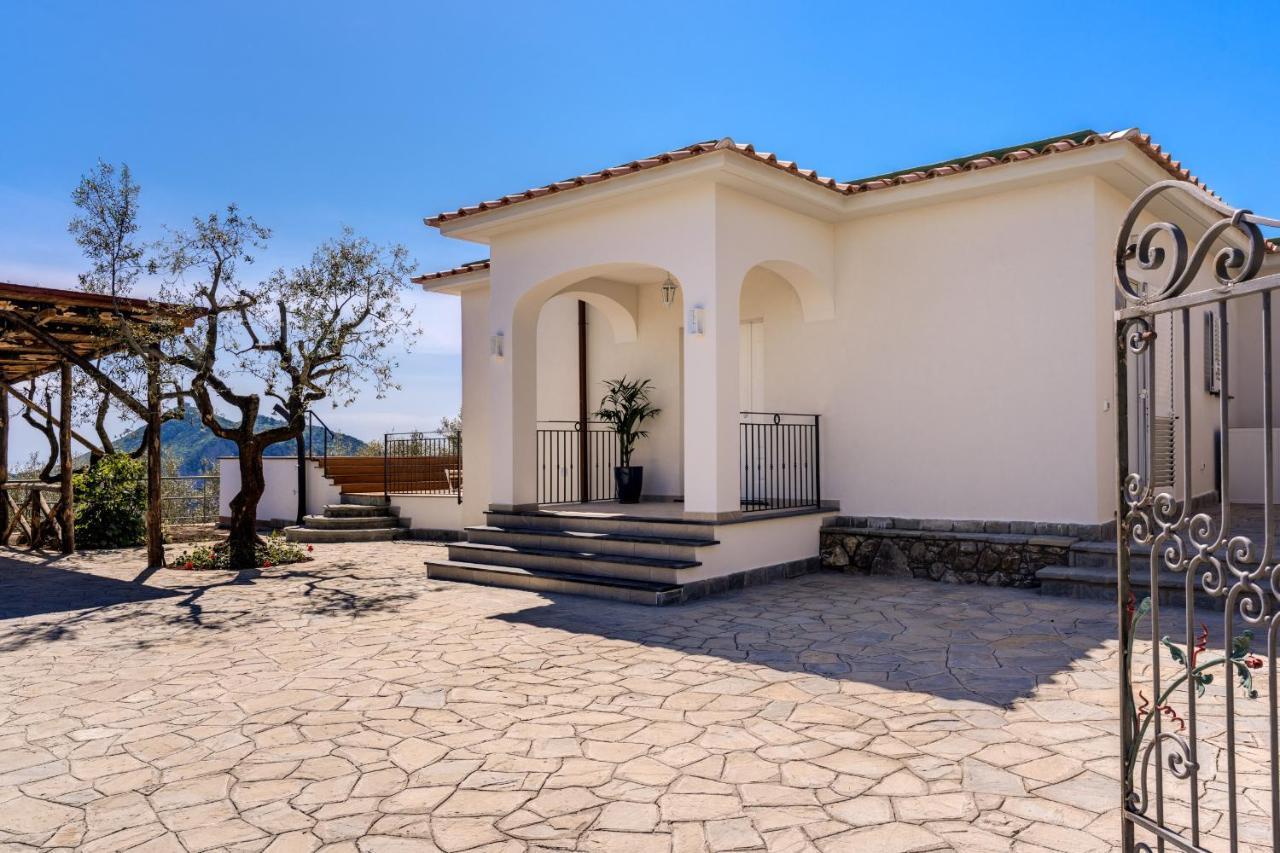 Villa Rusinella Minimalist Retreat With Sea Views Massa Lubrense Exterior photo